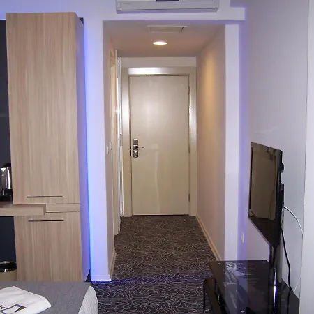 Ξενοδοχείο με διαμερίσματα Onno House 2*